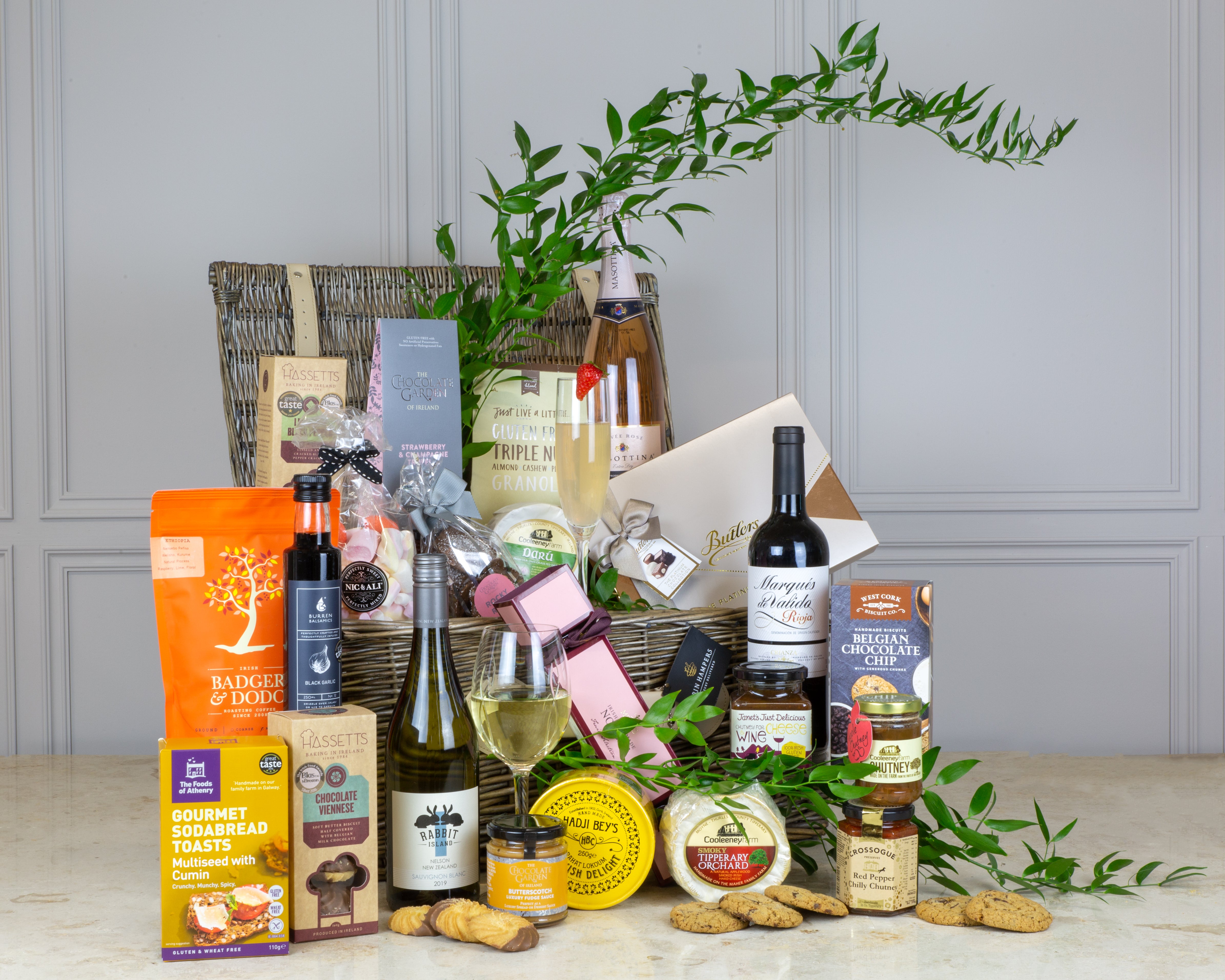 Summer Hampers For The Perfect Picnic