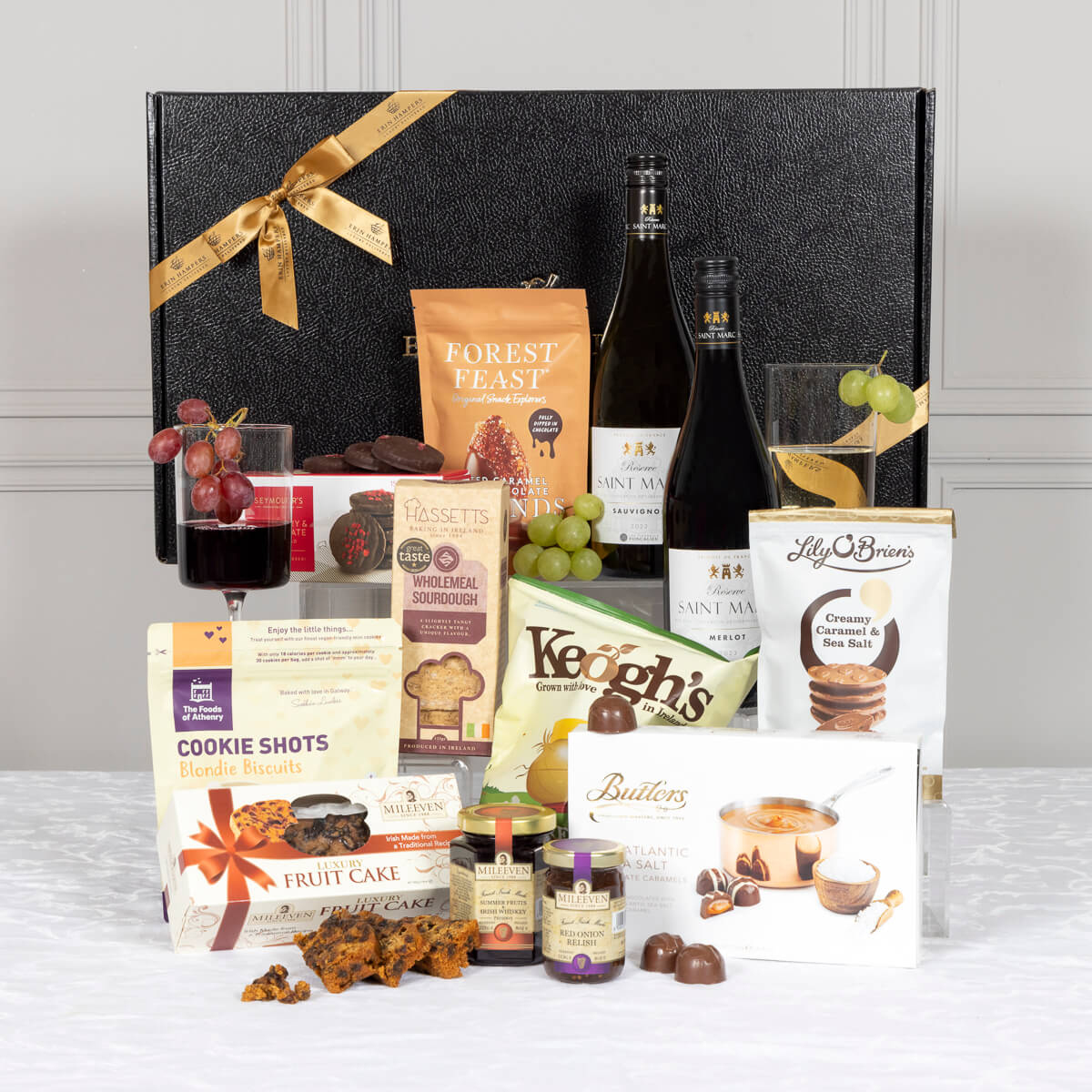 Small Classic Hamper | Family Hampers | Christmas Gifts – Erin Hampers